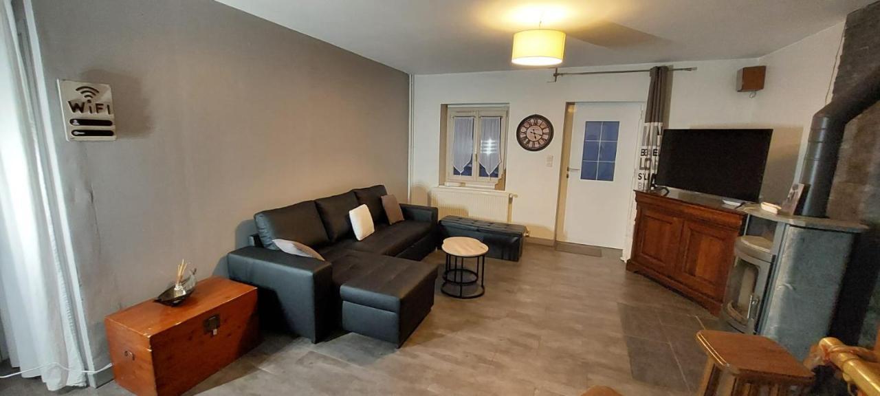La Talonniere, Maison De Village Avec Terrasse Et 3 Chambres Messas Buitenkant foto