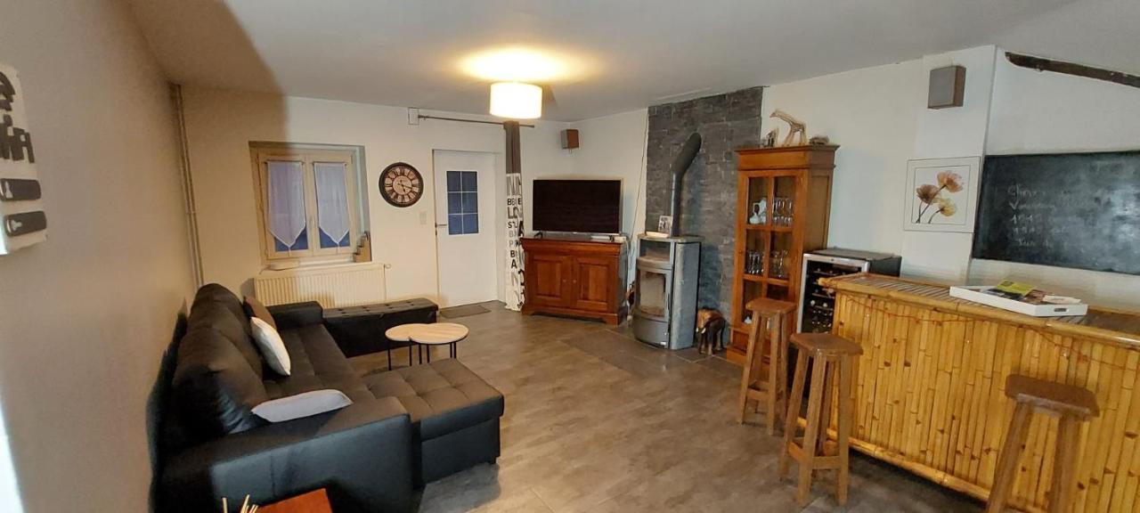 La Talonniere, Maison De Village Avec Terrasse Et 3 Chambres Messas Buitenkant foto