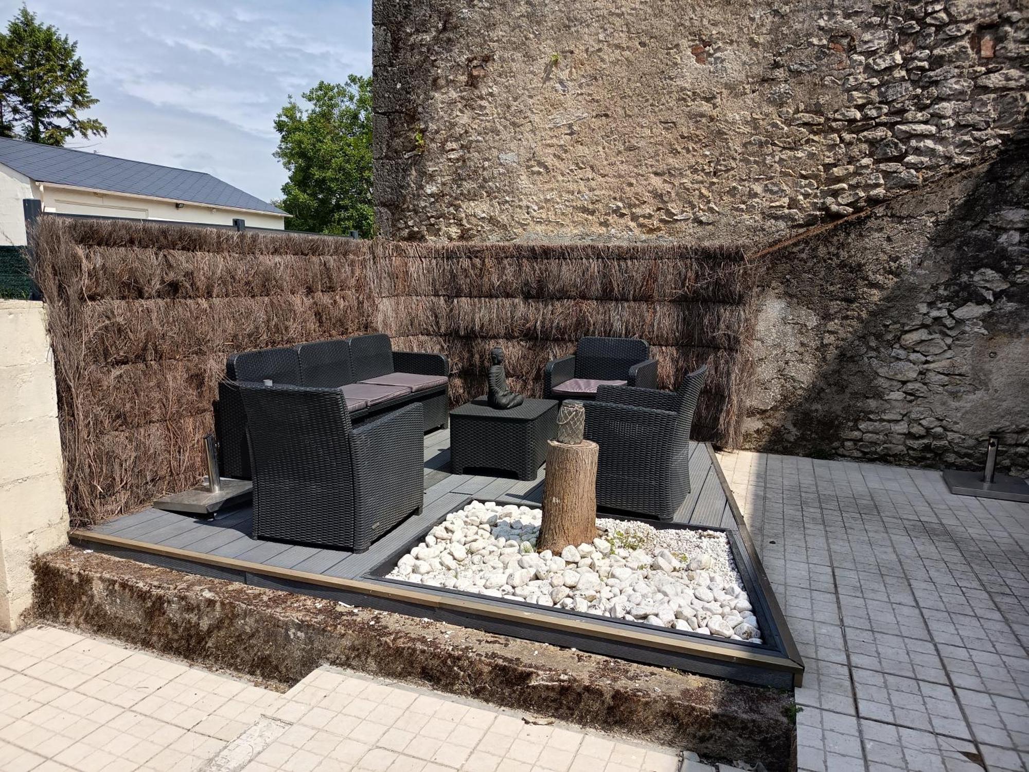 La Talonniere, Maison De Village Avec Terrasse Et 3 Chambres Messas Buitenkant foto